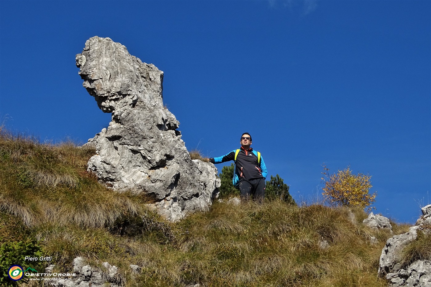 44 Il piacere di ammirare il bel panorama.JPG